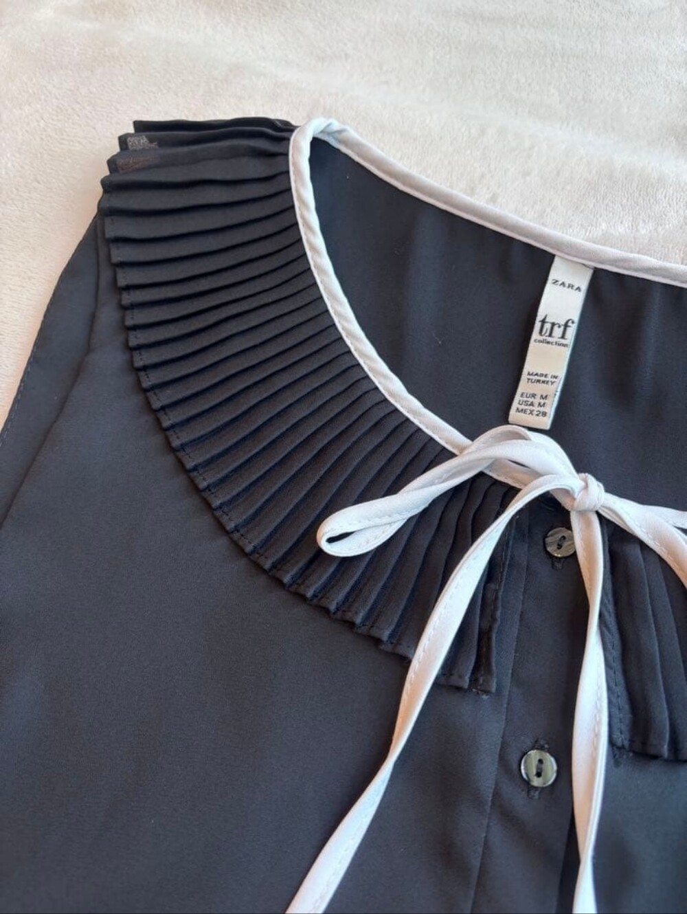 Zara TRF Black Pleated Collar Sleeveless Blouse White Tie Neck Top - Size S